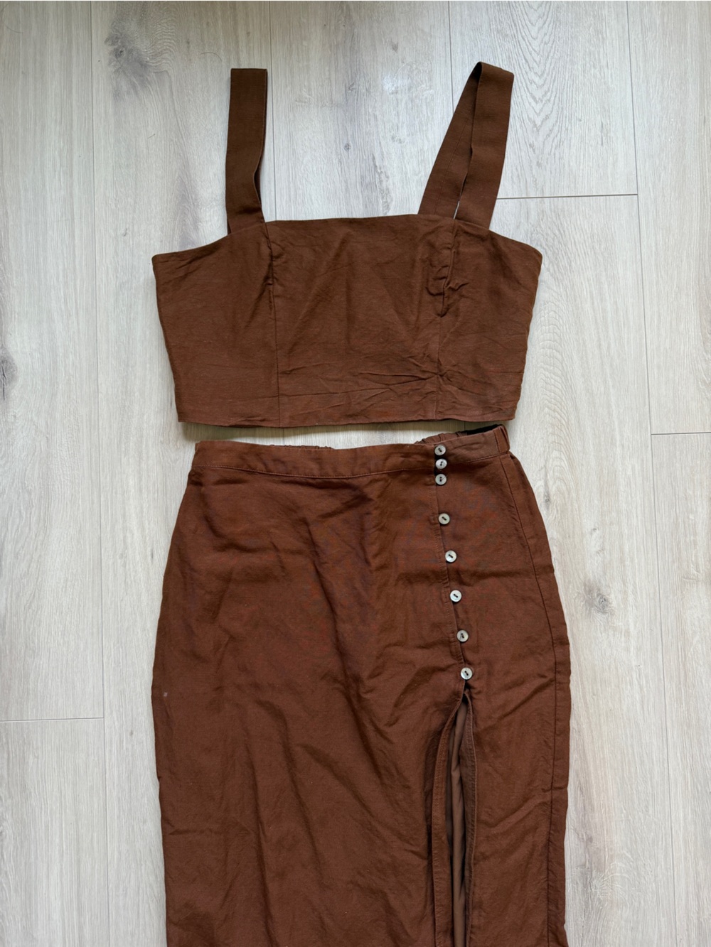 Linen Set - Picture 6 of 7